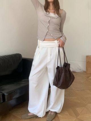 白色