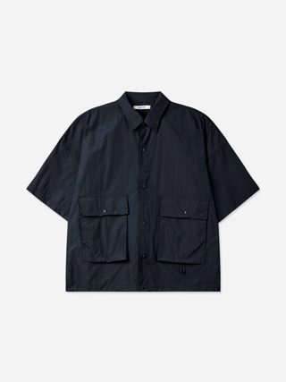 浅蓝色