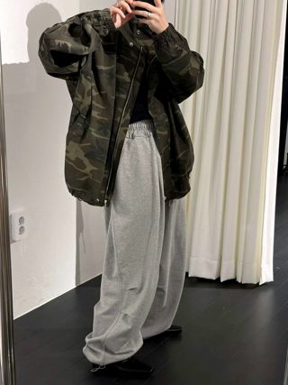 军绿色