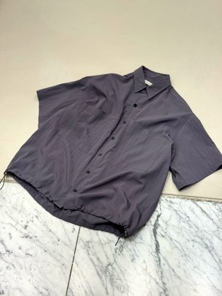 藏青色