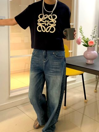 藏青色