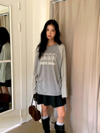 灰色