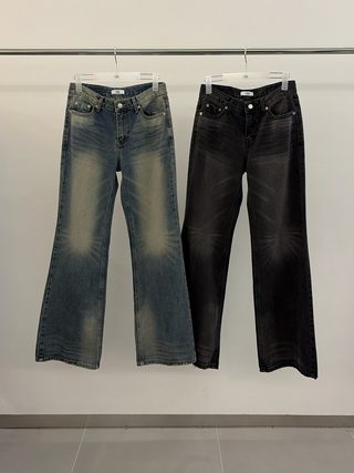 蓝色