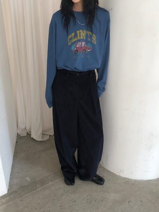 蓝色