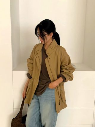 卡其色