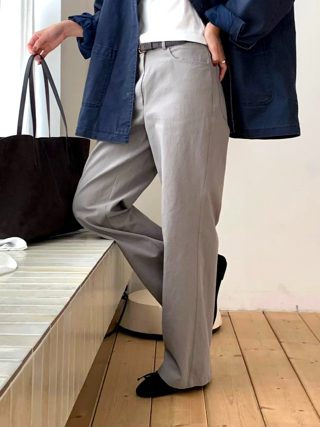 藏青色