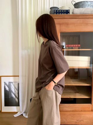 咖啡色