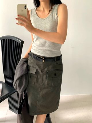 灰色