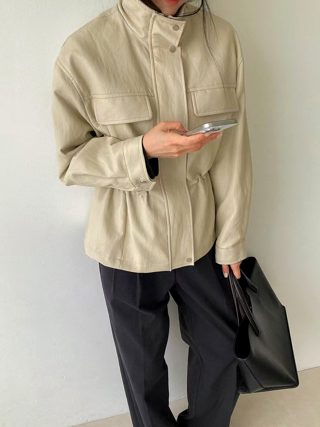 米色