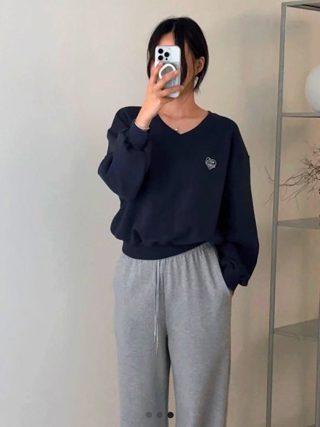 藏青色