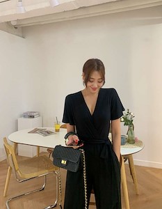 회색(灰色)