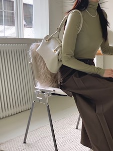 올리브그린(橄榄绿色)